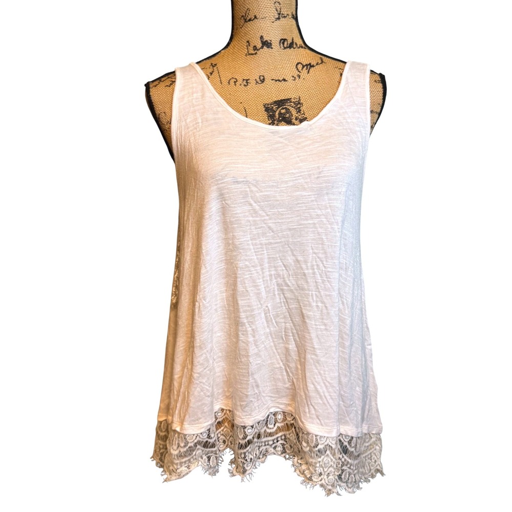 All at Once Pale Pink Lace Trim Slub Knit Tank Top Size M Scoop Neck Relaxed
